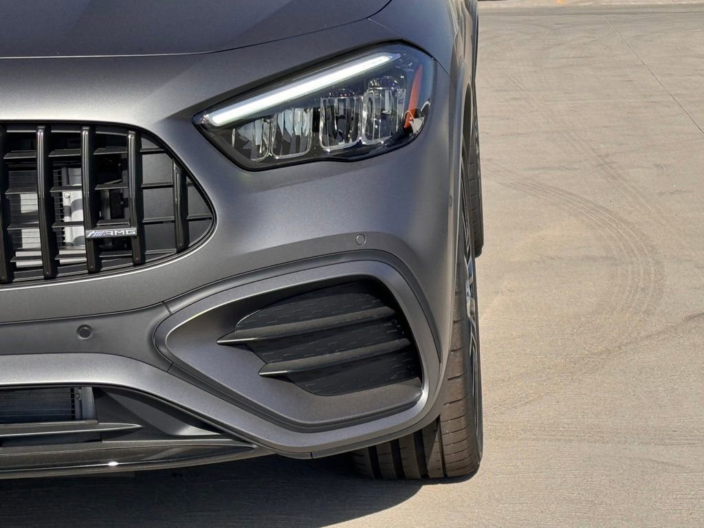 New 2025 Mercedes-Benz GLA 35 AMG 4MATIC image 8
