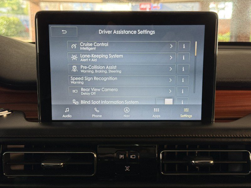 Used 2020 Lincoln Aviator Reserve w/ Equipment Group 202A image 56