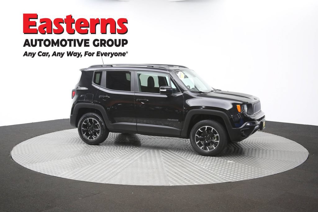 Used 2023 Jeep Renegade Latitude AWD/4WD image 48