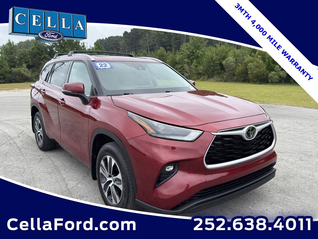 Used 2022 Toyota Highlander XLE image 1