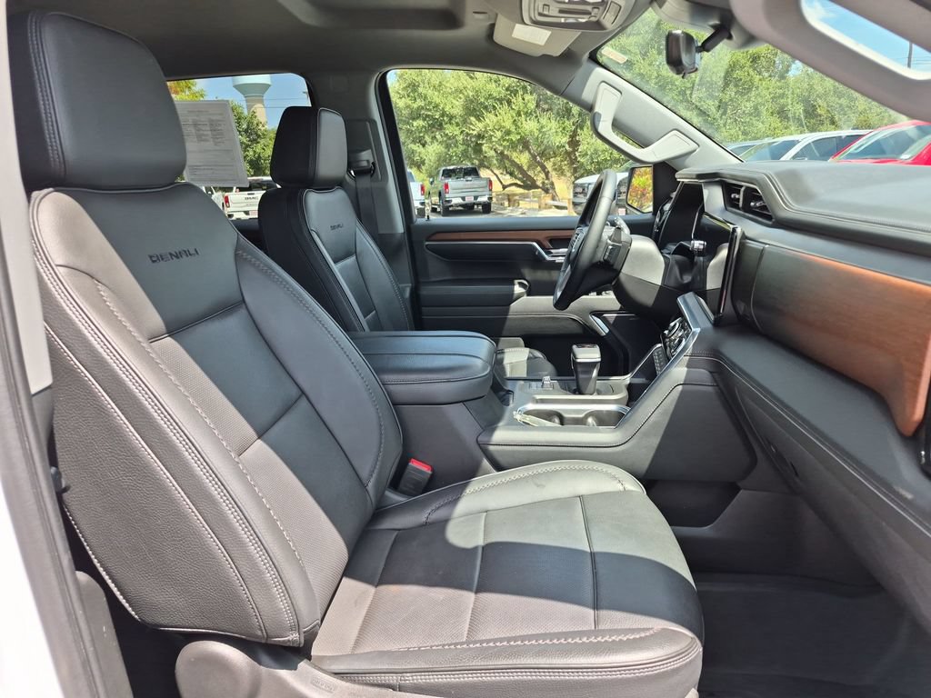 Used 2023 GMC Sierra 1500 Denali w/ Technology Package AWD/4WD image 41
