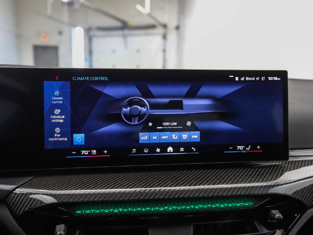 New 2026 BMW M2 w/ Lighting Package RWD image 19