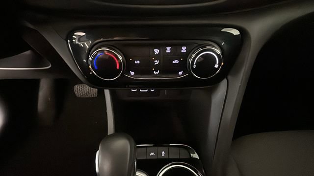 Used 2023 Buick Encore GX Preferred w/ Cold Weather Comfort Package FWD image 23