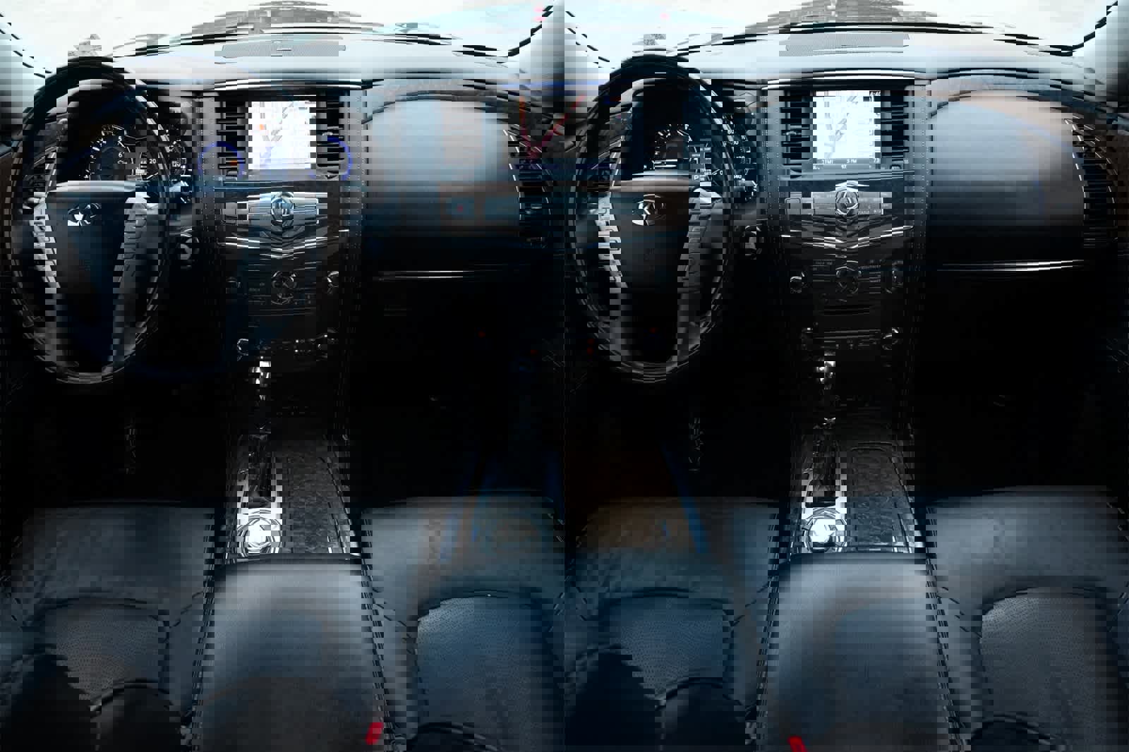 Used 2015 INFINITI QX80 Luxe w/ 22" Wheel Package image 7