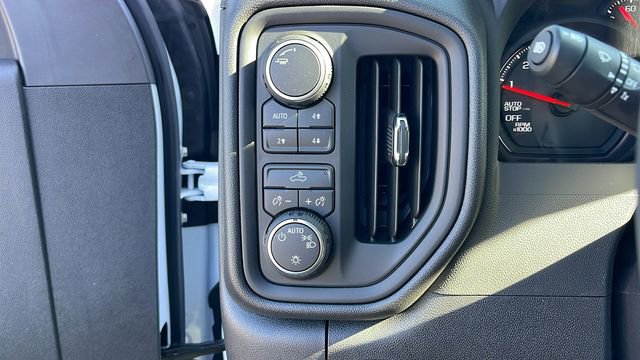 New 2026 Chevrolet Silverado 1500 Custom Trail Boss w/ LPO, Dark Essentials Package image 27