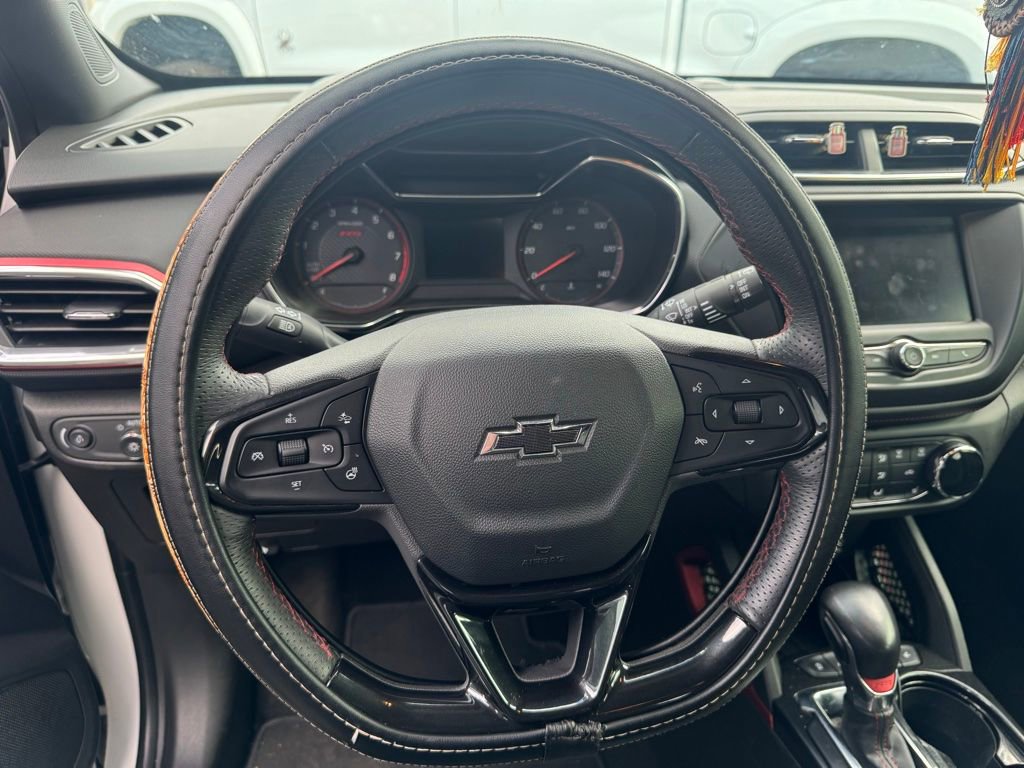 Used 2023 Chevrolet TrailBlazer RS FWD image 6