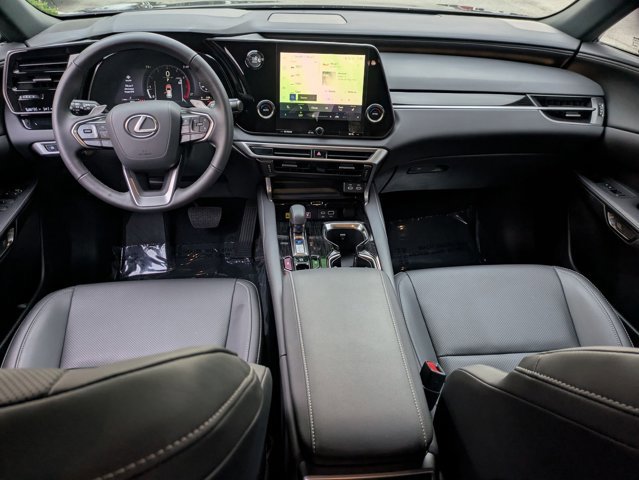 Used 2025 Lexus RX 350 FWD w/ Technology Package image 17