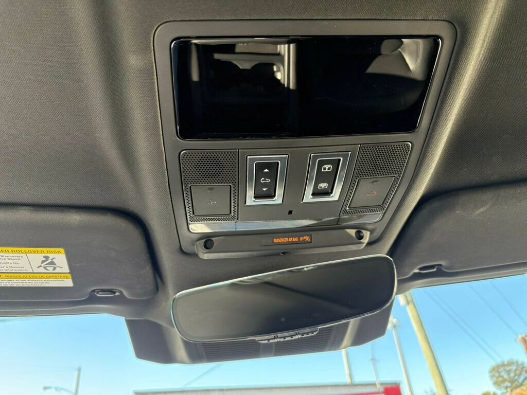 Used 2024 Land Rover Defender 110 S image 41