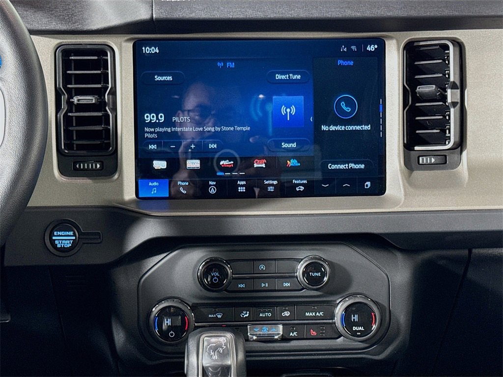 Used 2025 Ford Bronco Outer Banks image 14