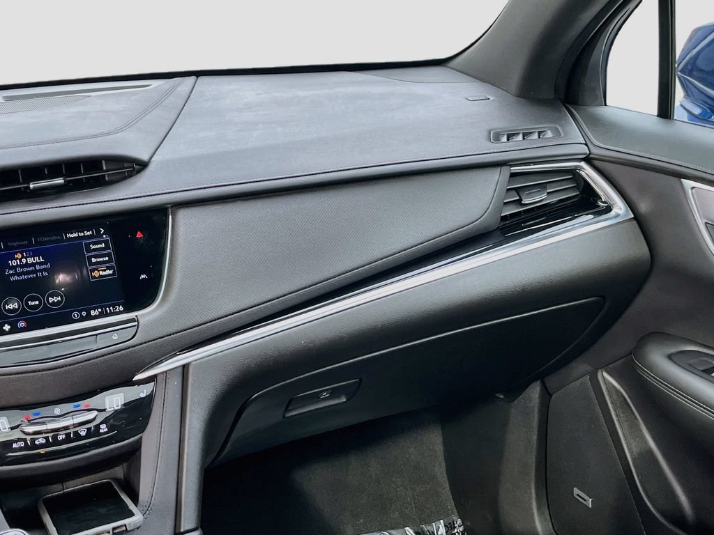 Used 2025 Cadillac XT6 Luxury w/ LPO, Floor Liner Package AWD/4WD image 24