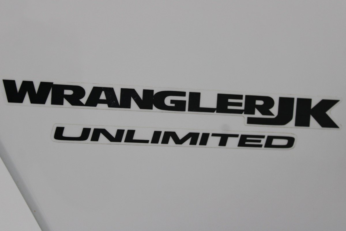 Used 2018 Jeep Wrangler Unlimited Sport AWD/4WD image 27