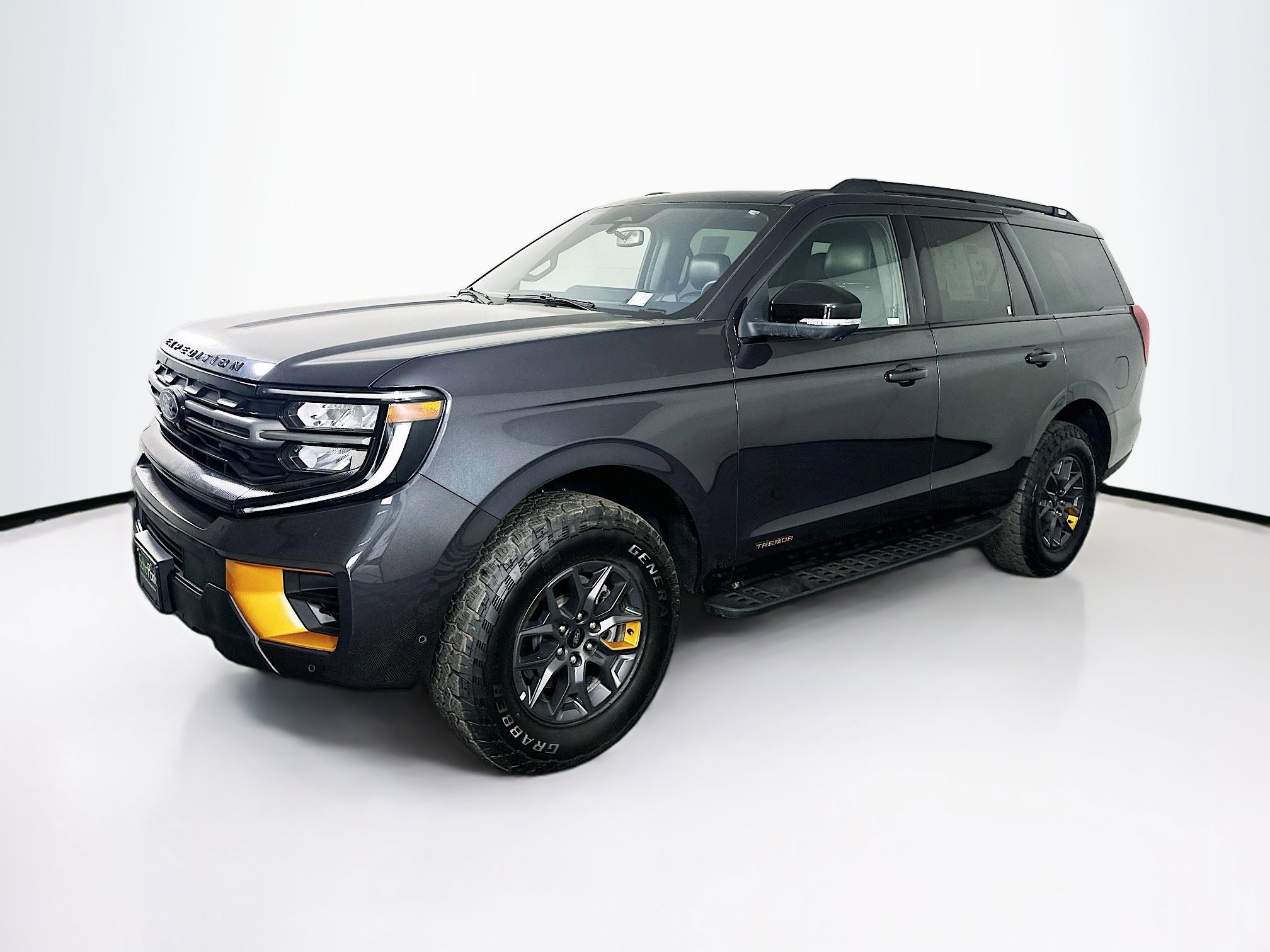 Used 2025 Ford Expedition Tremor AWD/4WD image 3