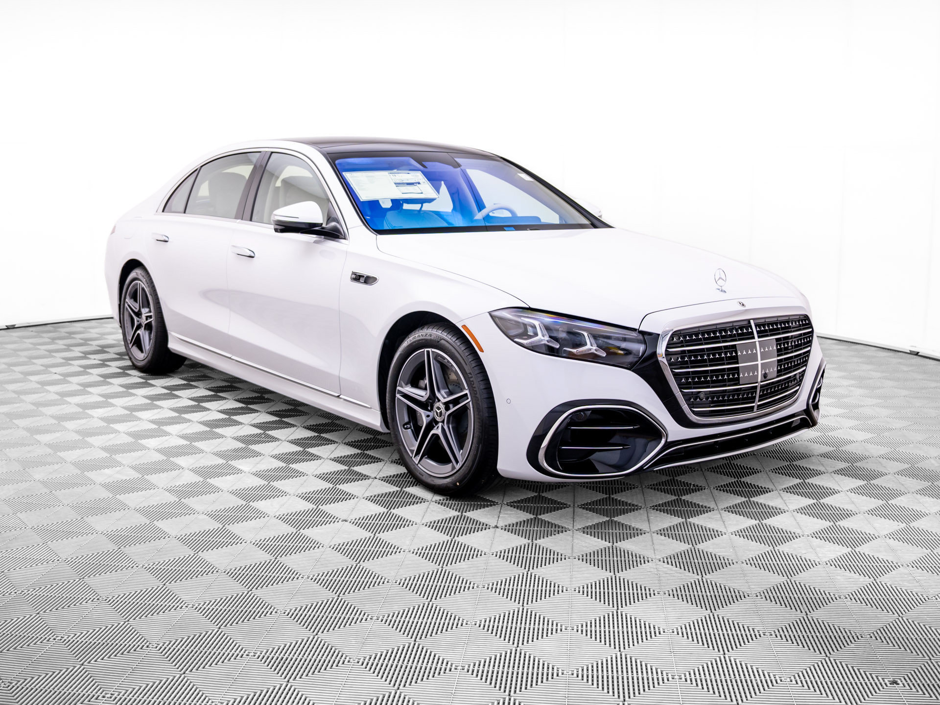New 2027 Mercedes-Benz S 580 4MATIC Sedan image 7