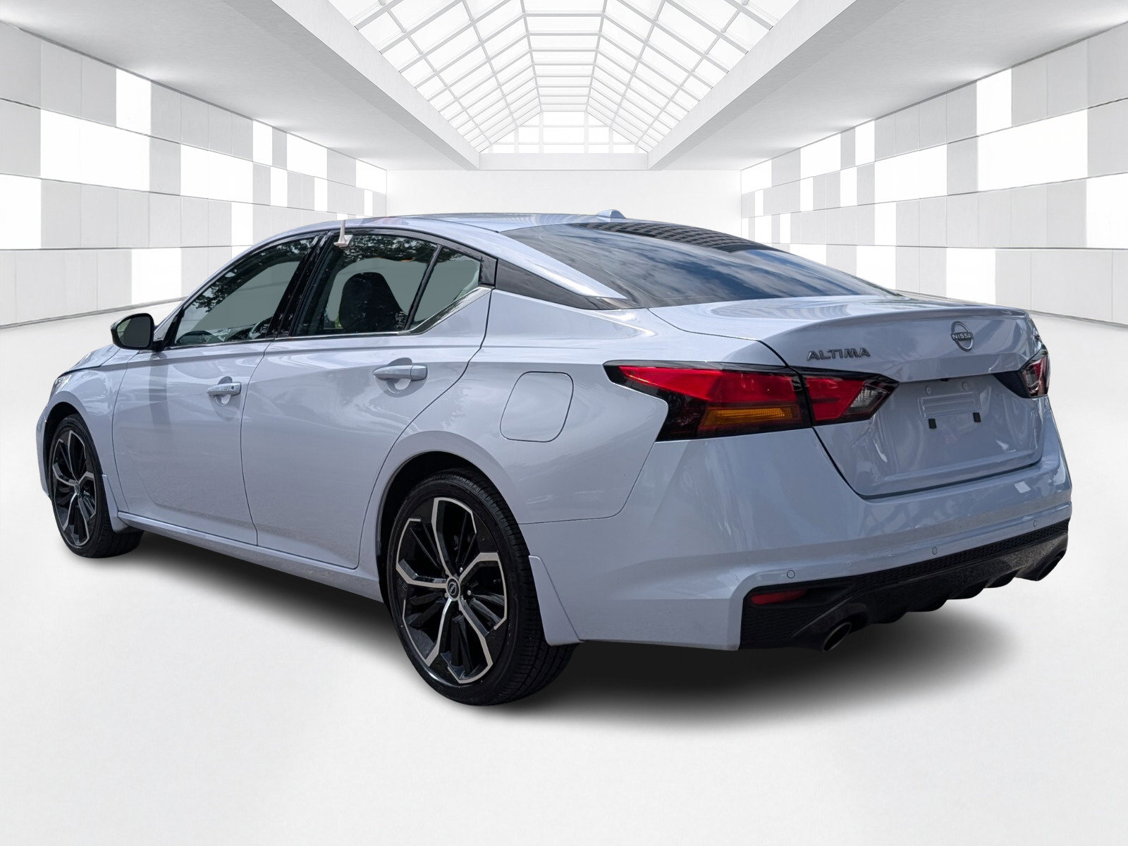 Certified 2024 Nissan Altima 2.5 SR FWD image 5