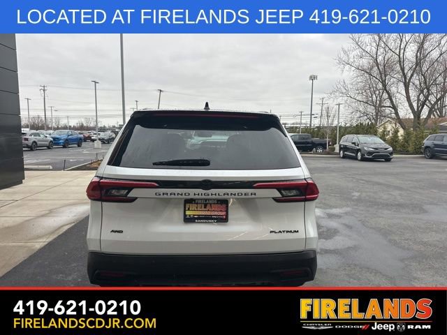 Used 2024 Toyota Grand Highlander Platinum image 8