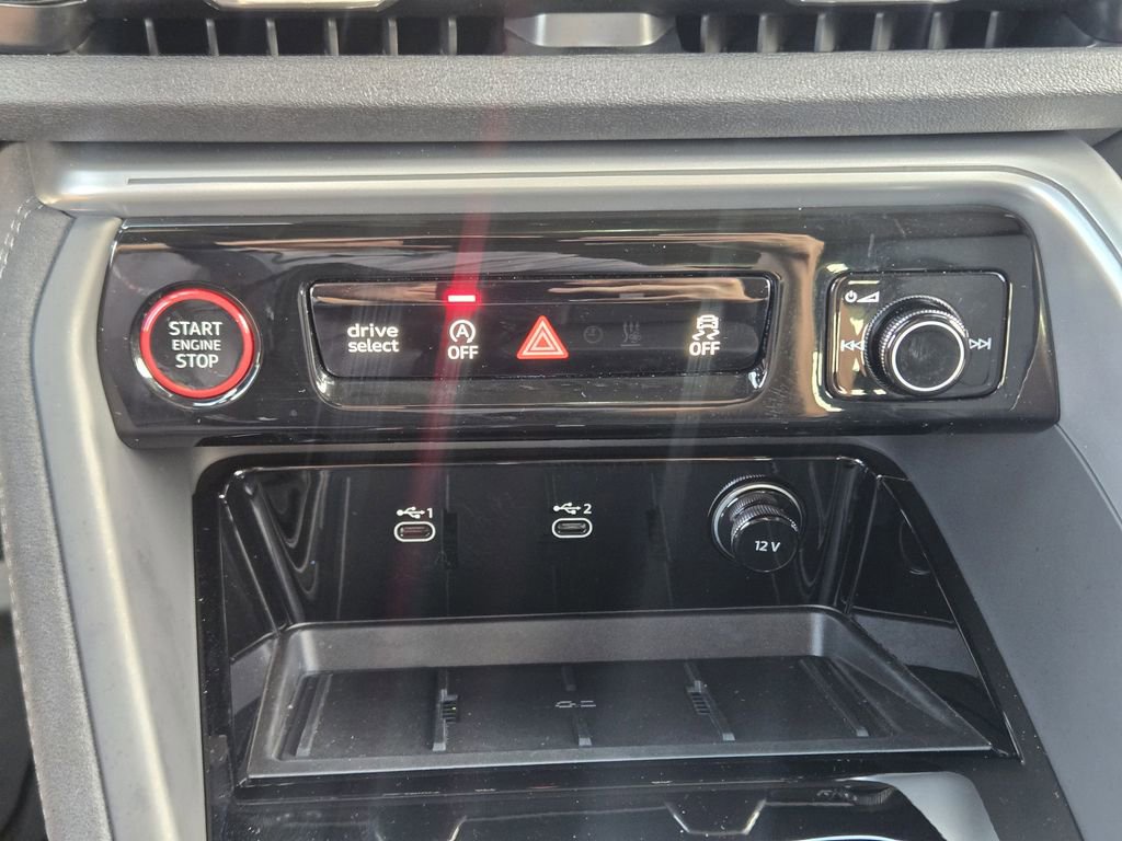 Certified 2025 Audi SQ5 Premium Plus image 23