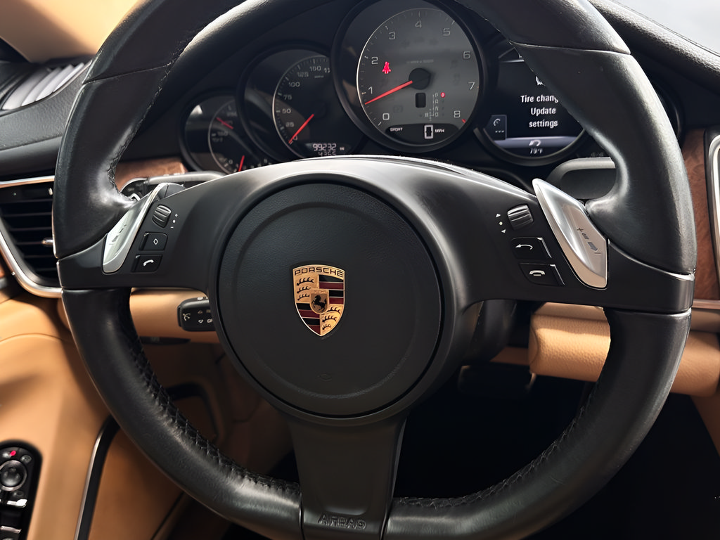Used 2016 Porsche Panamera 4S AWD/4WD image 10