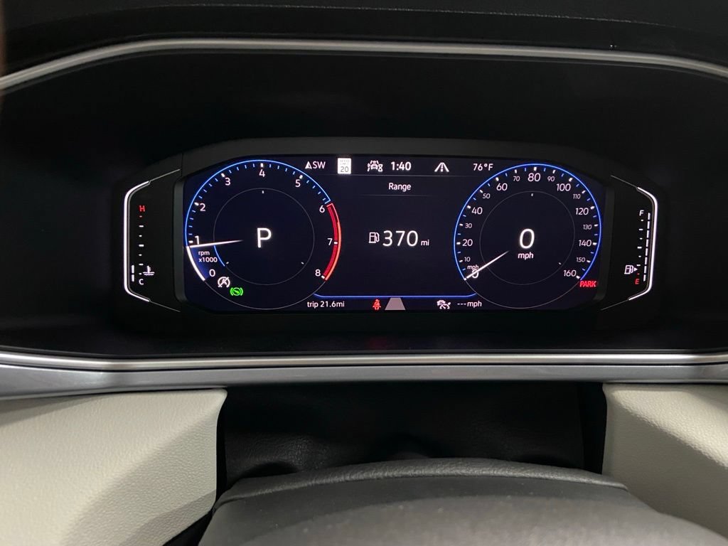 New 2026 Volkswagen Taos SEL AWD/4WD image 10
