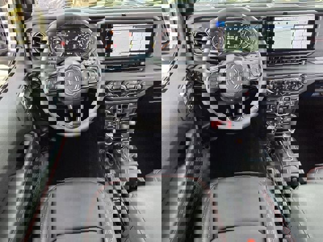 Used 2025 Jeep Wrangler Unlimited Rubicon w/ Safety Group image 16