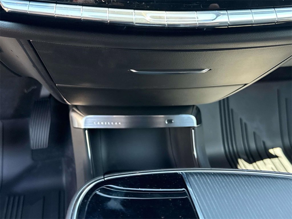 New 2026 Cadillac Lyriq Premium Luxury image 12