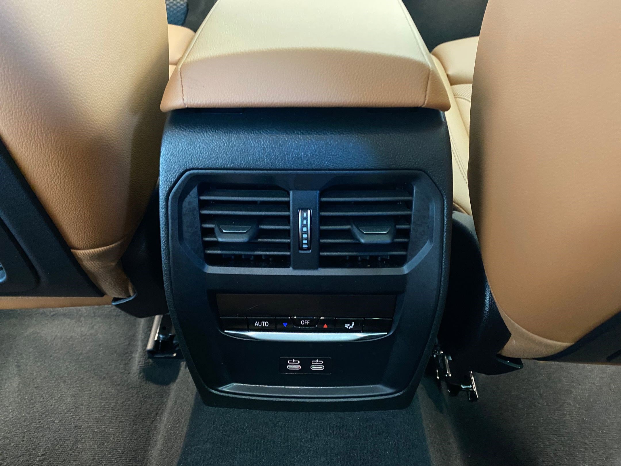 Certified 2023 BMW 330e xDrive w/ Driving Assistance Package image 29