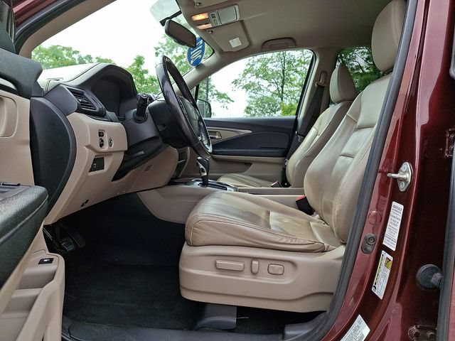 Used 2017 Honda Ridgeline RTL-T image 15