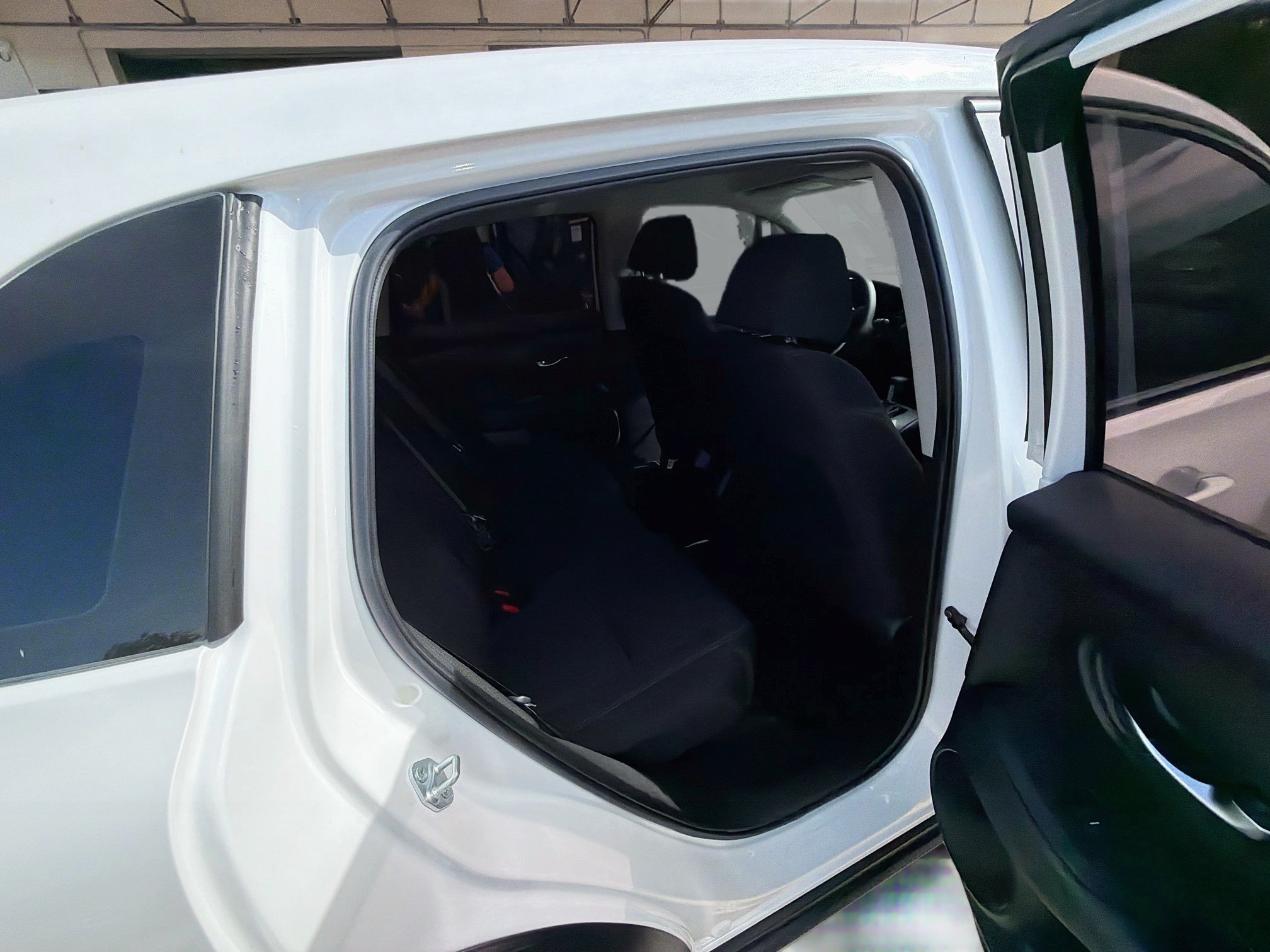 Used 2025 Honda HR-V LX image 27