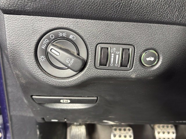 Used 2017 Dodge Challenger Scat Pack RWD image 33