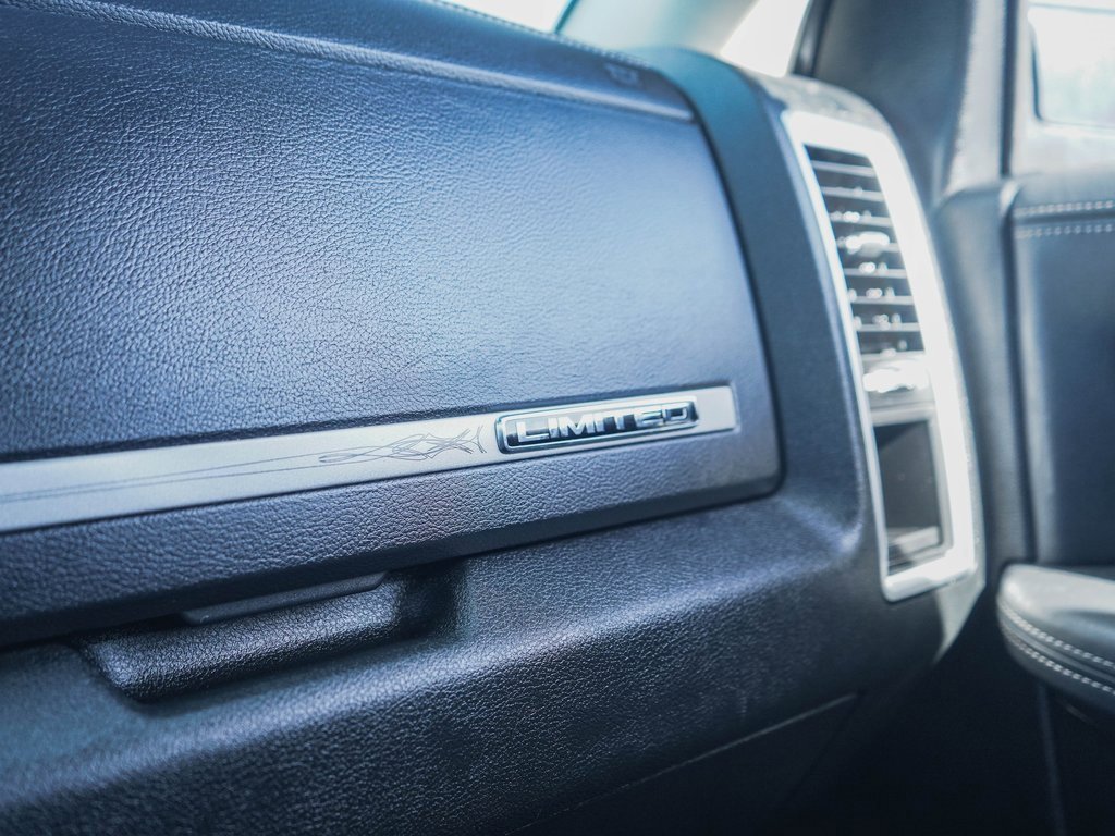 Used 2015 RAM 3500 Laramie Longhorn image 14