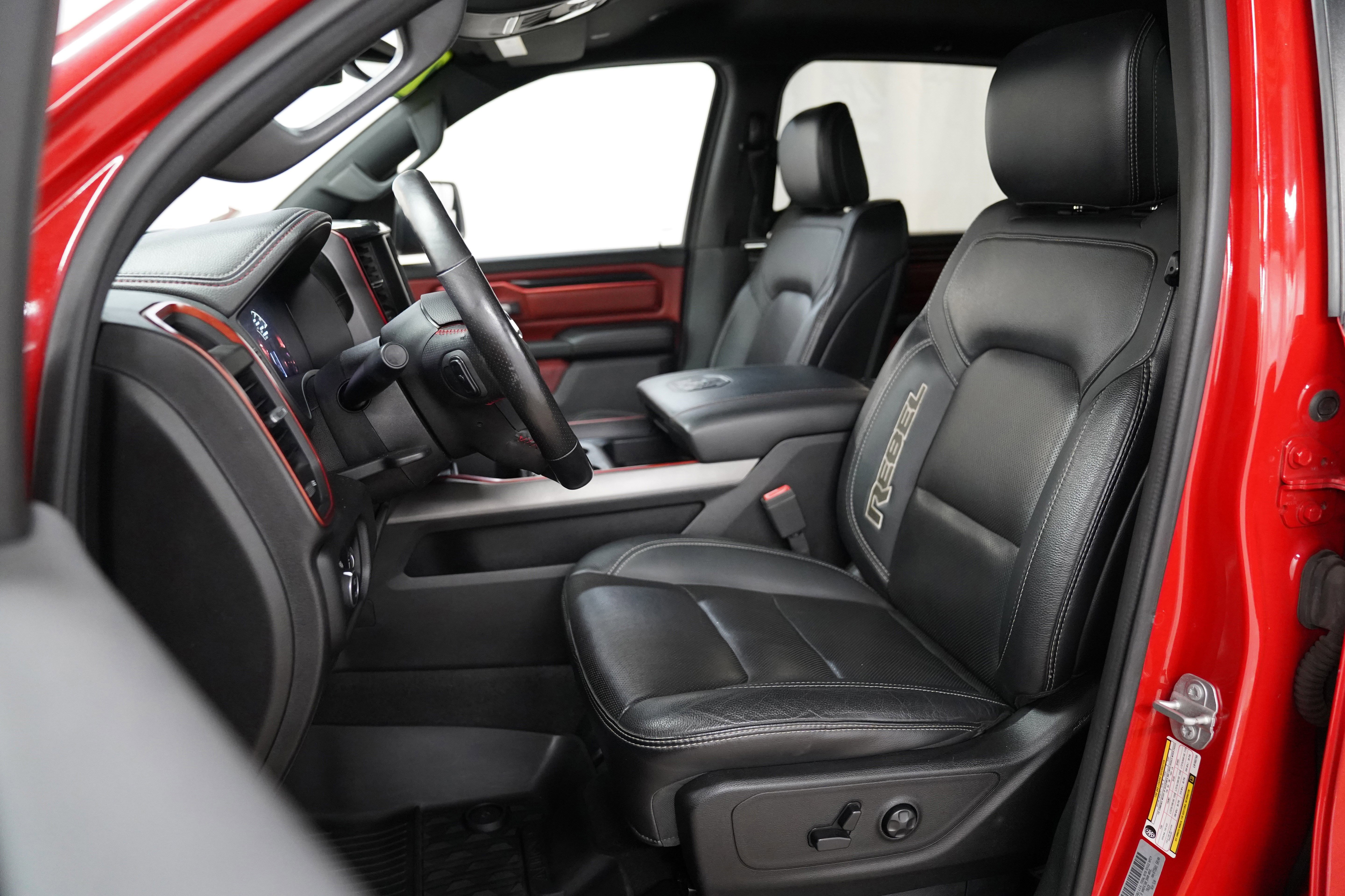 Used 2020 RAM 1500 Rebel w/ Rebel Level 1 Equipment Group AWD/4WD image 4