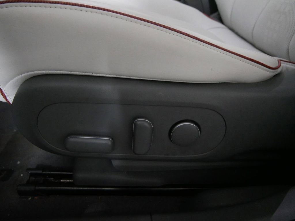 Used 2023 Hyundai Ioniq 5 SEL w/ Cargo Package AWD/4WD image 18