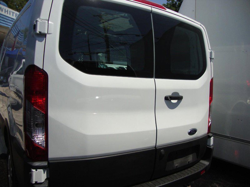 Used 2022 Ford Transit 250 Low Roof w/ Exterior Upgrade Package image 3