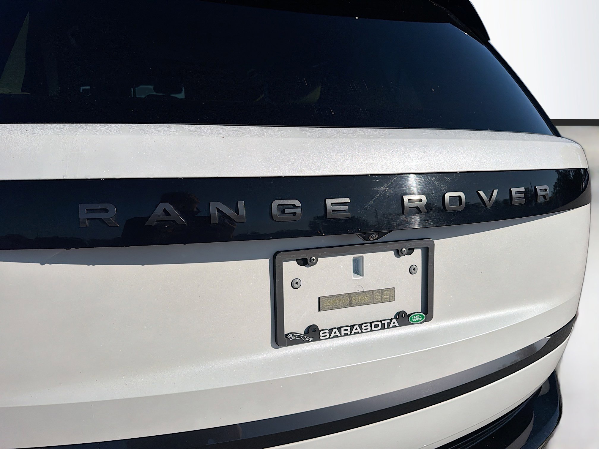 Used 2024 Land Rover Range Rover Long Wheelbase SE image 11