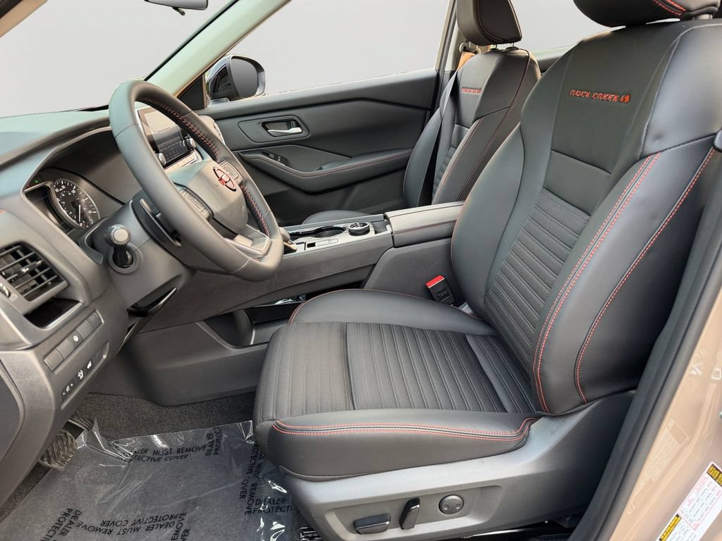 Used 2026 Nissan Rogue SV AWD/4WD image 15