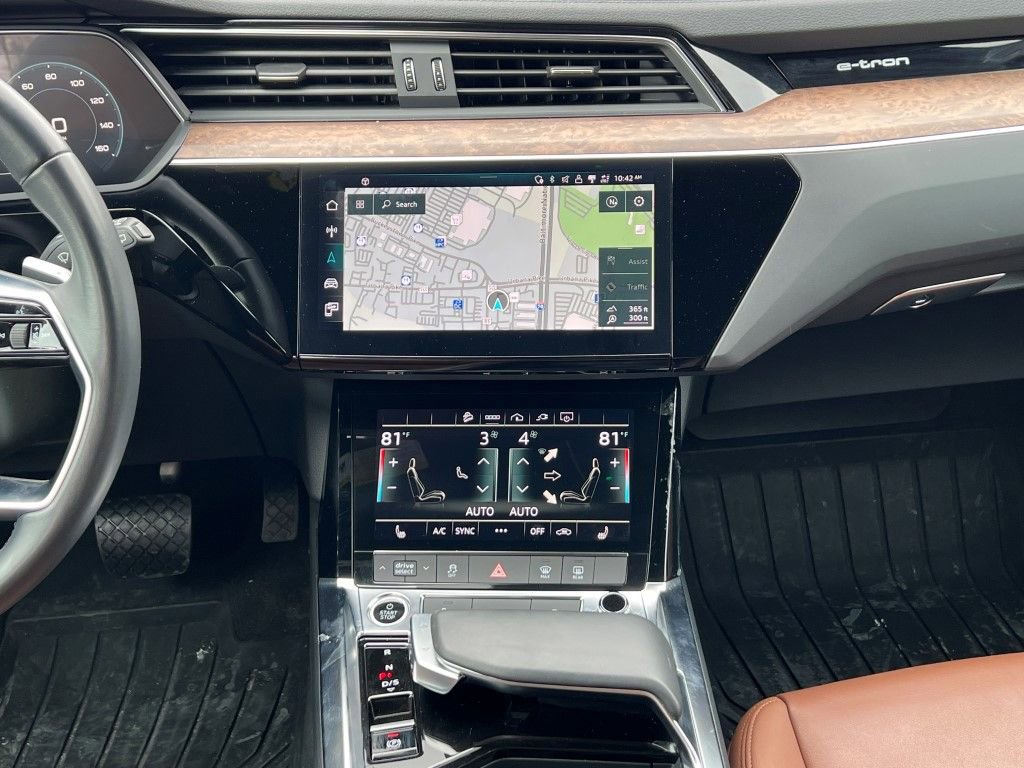 Certified 2022 Audi e-tron Premium w/ Convenience Plus Package image 22