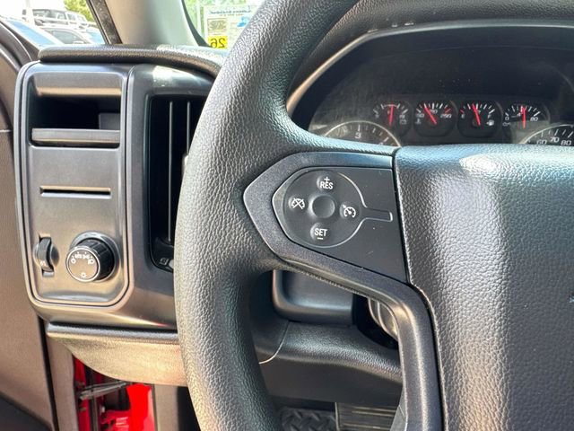 Used 2018 Chevrolet Silverado 1500 Custom w/ Custom Value Package RWD image 29