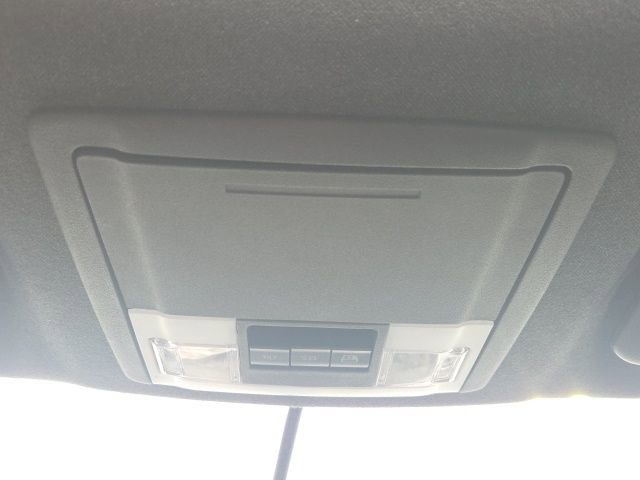 Used 2015 Ford F350 Lariat w/ Lariat Ultimate Package image 23