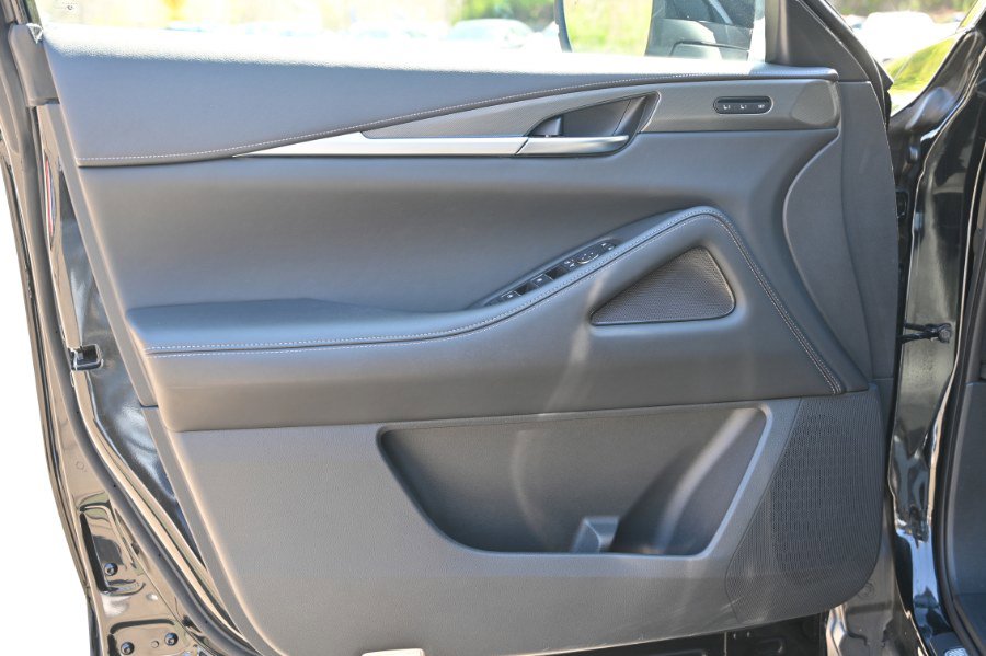 Used 2023 INFINITI QX60 Luxe w/ Cargo Package AWD/4WD image 25