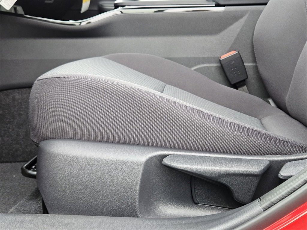 New 2026 Toyota Prius LE image 17