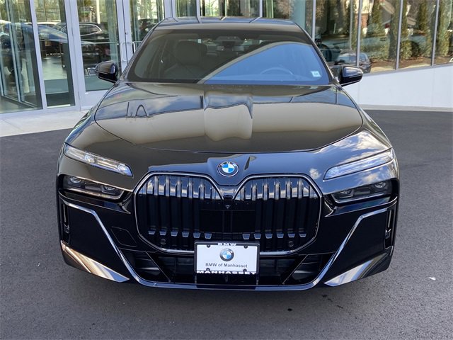 Certified 2025 BMW 740i xDrive w/ Executive Package image 2