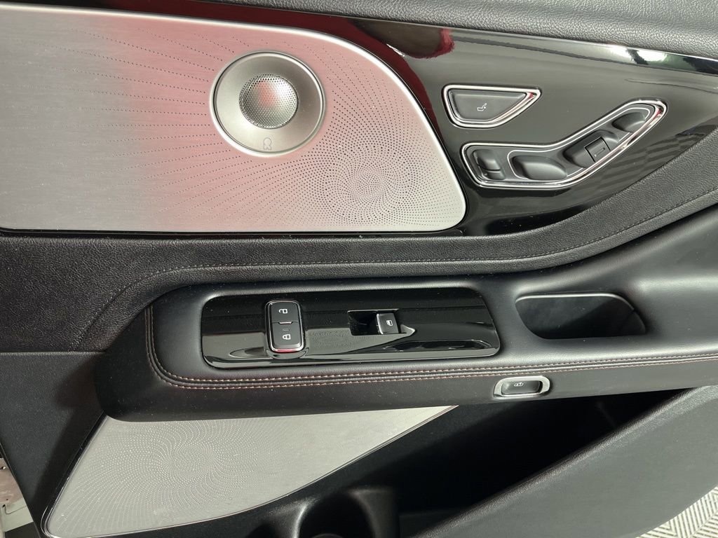Used 2022 Lincoln Aviator Reserve w/ Equipment Group 201A image 21