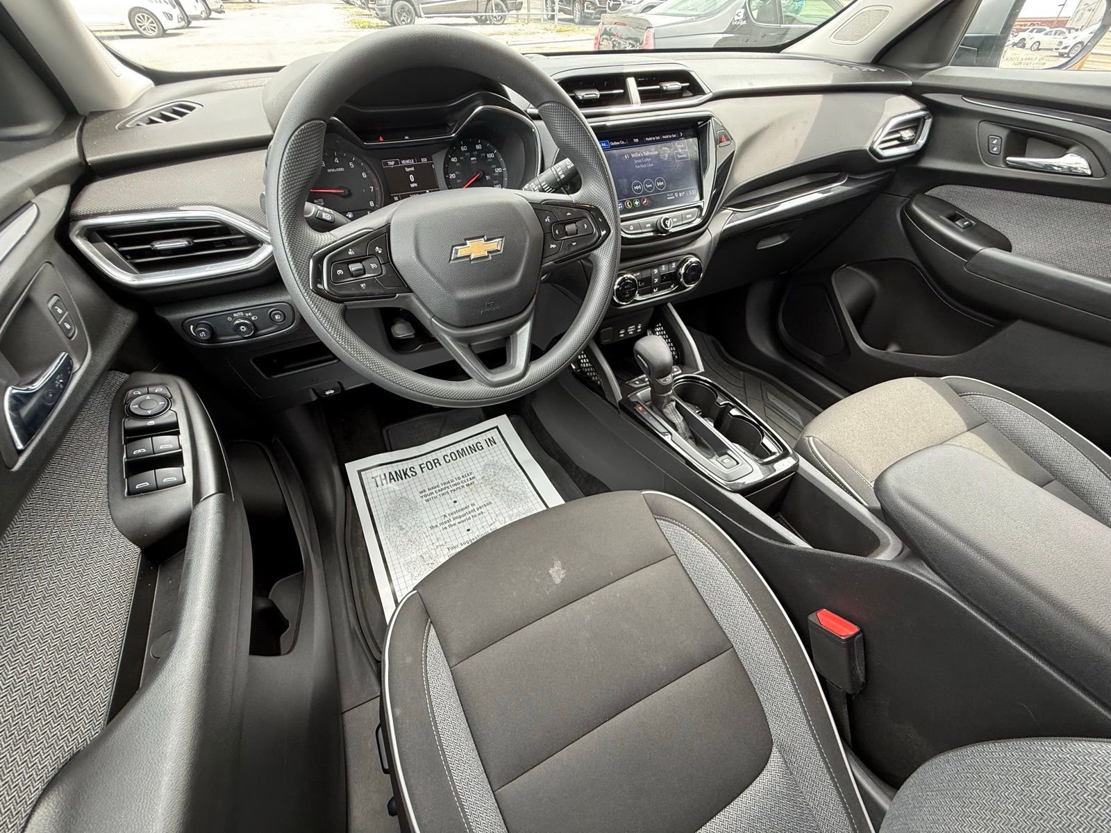 Used 2023 Chevrolet TrailBlazer LT w/ Convenience Package FWD image 10