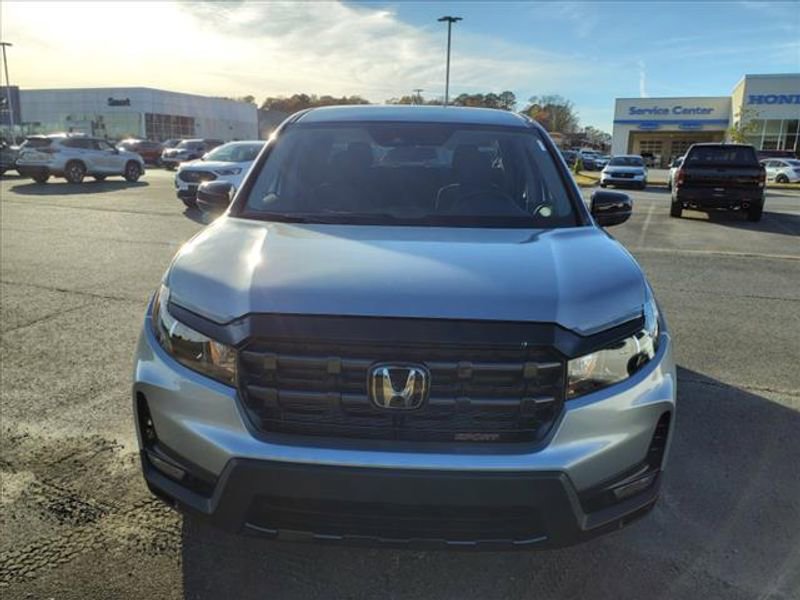 Used 2025 Honda Ridgeline Sport+ image 2
