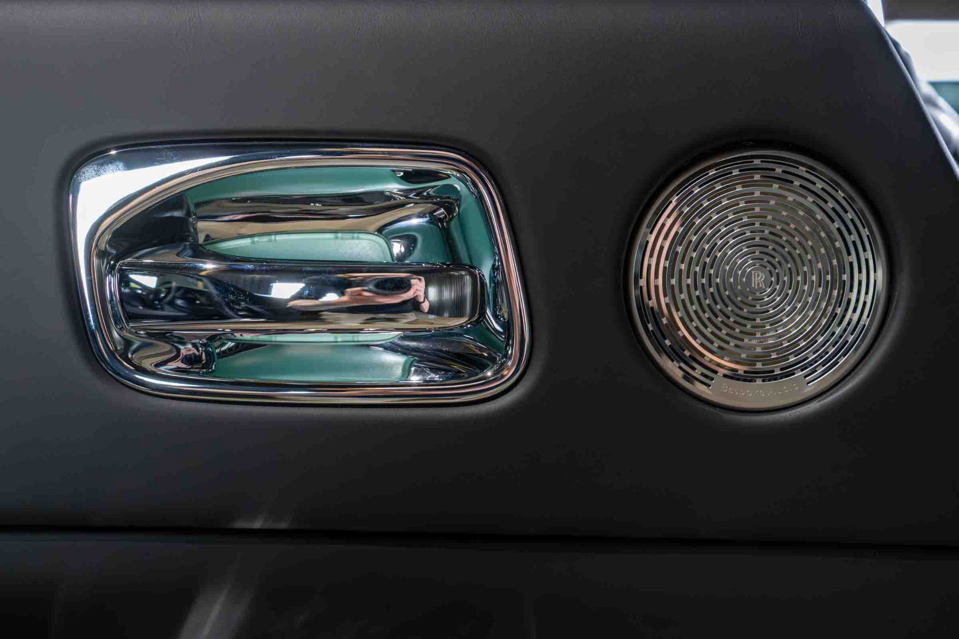 Used 2020 Rolls-Royce Wraith RWD image 38
