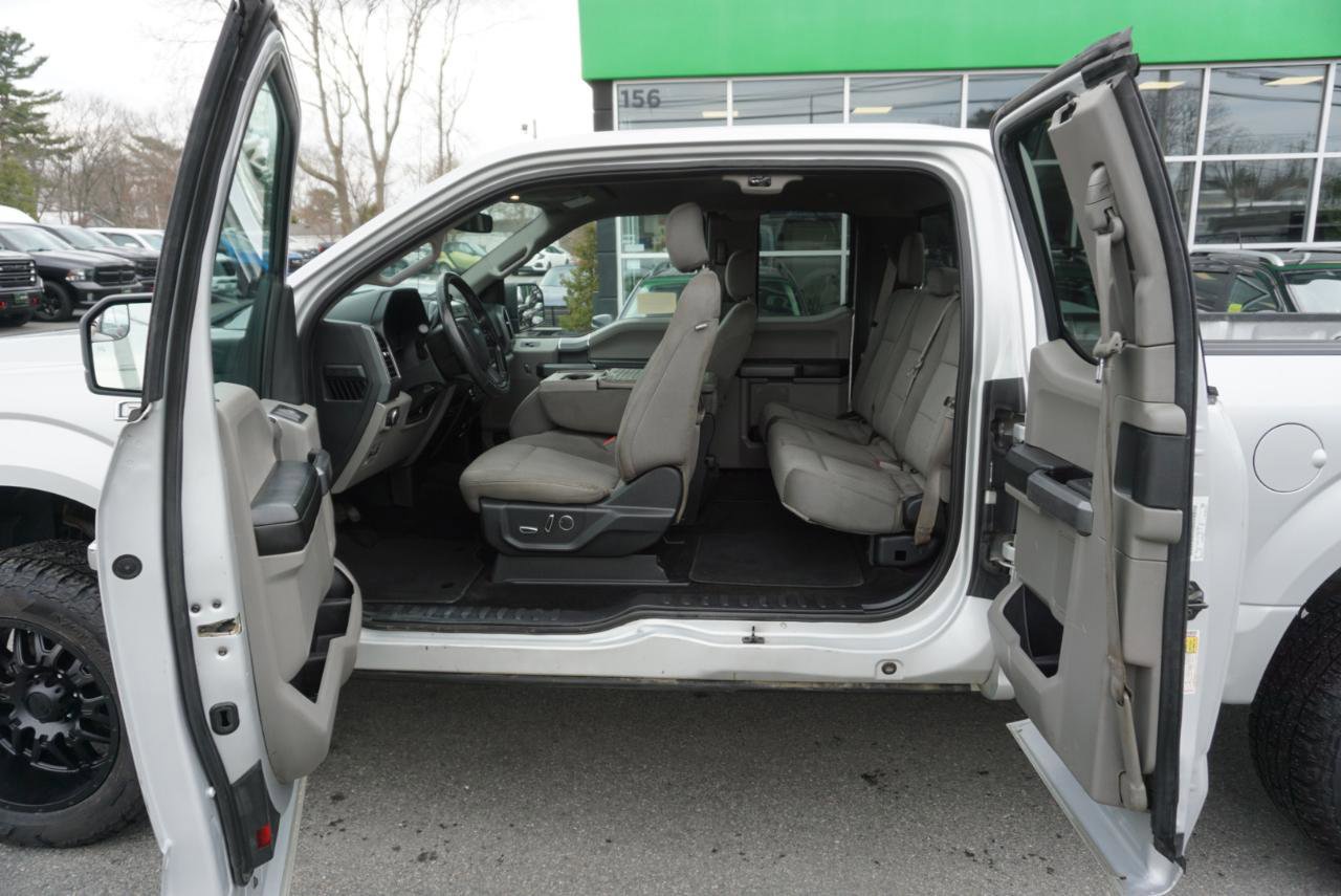 Used 2018 Ford F150 XLT w/ Equipment Group 302A Luxury image 8