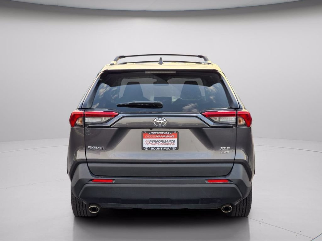 Used 2024 Toyota RAV4 XLE AWD/4WD image 21
