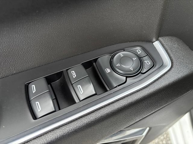 Used 2023 Chevrolet Silverado 1500 LT AWD/4WD image 13