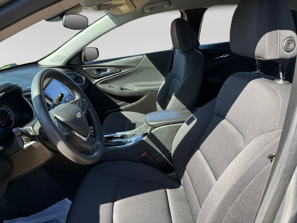 Used 2024 Chevrolet Malibu LT FWD image 21