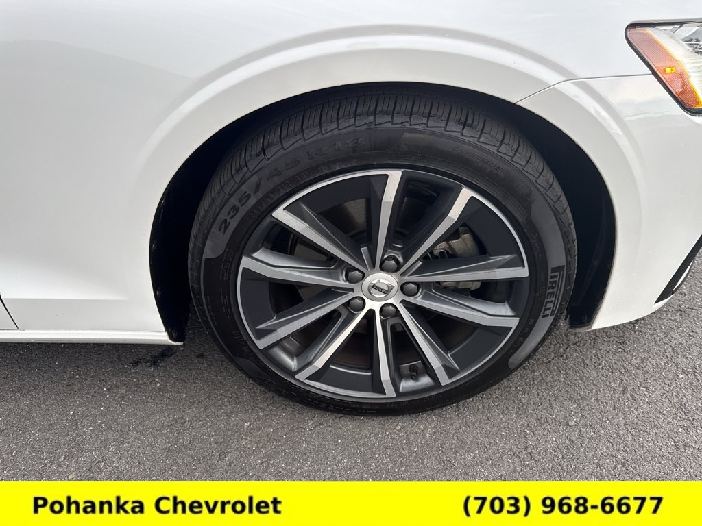 Used 2022 Volvo S60 B5 Momentum w/ Premium Package FWD image 28