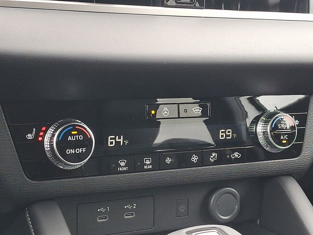 New 2026 Mitsubishi Outlander SE AWD/4WD image 8